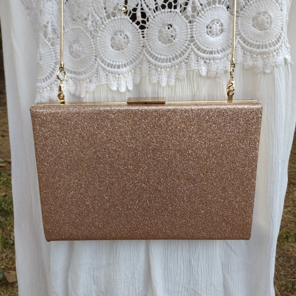kate spade Handbags - KATE SPADE Rose Gold Glitter Clutch Purse